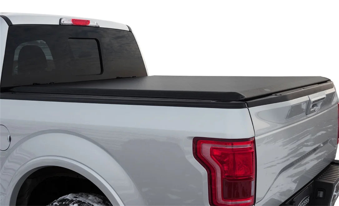 Access 13219 - Original 16-19 Titan XD 6ft 6in Bed (Clamps On w/ or w/o Utili-Track) Roll-Up Cover